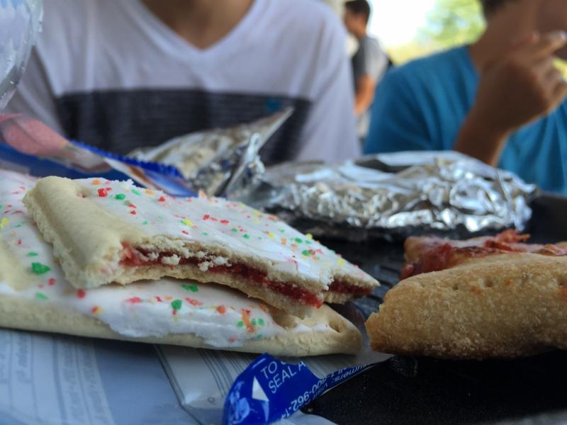 Food sits in front of Scotty Jones, sophomore, during 5th lunch. Photo by Travis Robertson