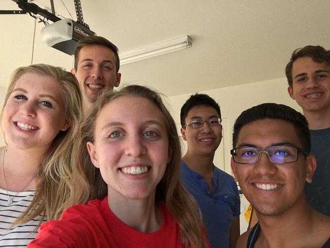 From left to right, Olivia Vlasity, Colin Bushnell, Erin Shoffer, Erin Trinh, Jackson Holly and JAvier Barrantes, seniors, take a club selfie.