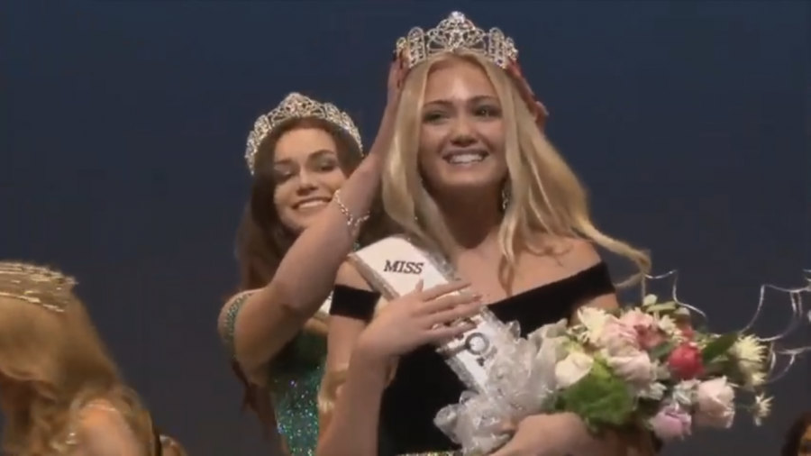 Jordan Waller, junior, is crowned Miss Arizona Teen USA. 